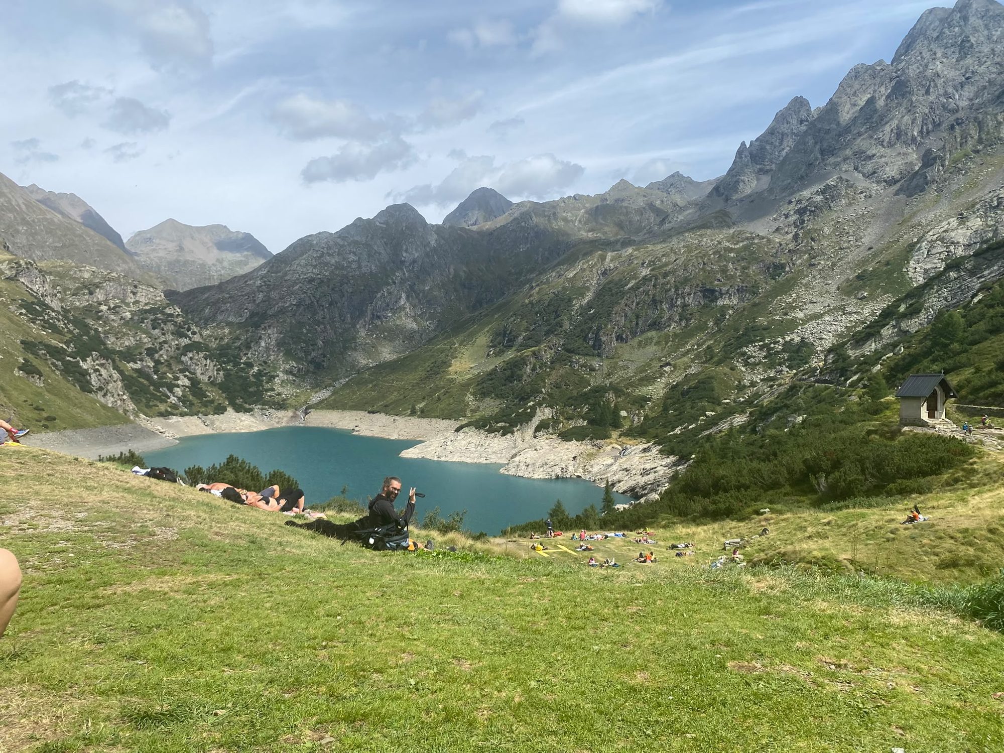 Sentiero su un crinale nelle Alpi Orobie