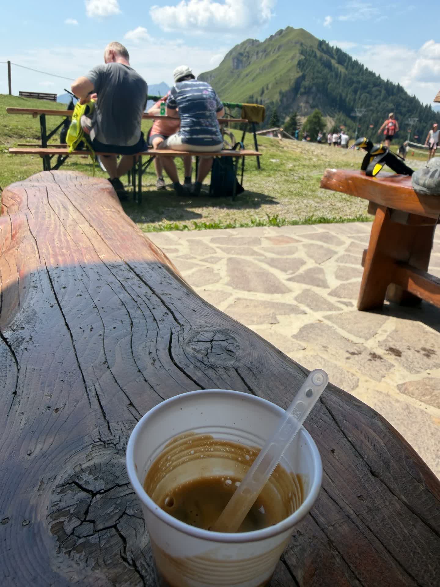 Espresso op een toonbank in het dorp
